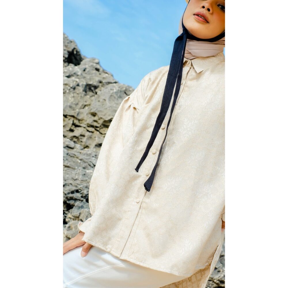 Alesha Blouse - Gambar 7
